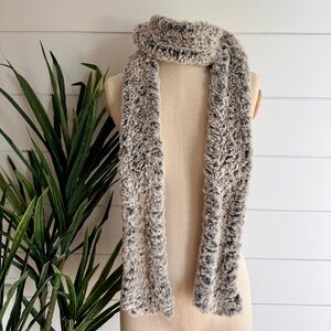Softest Faux Fur Skinny Scarf in Gray